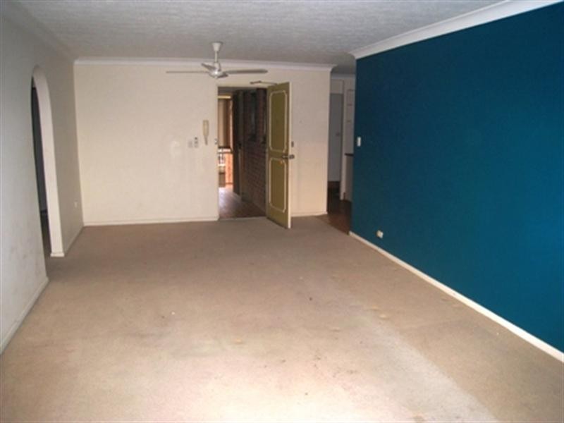 8/150 Surf Parade, Broadbeach QLD 4218