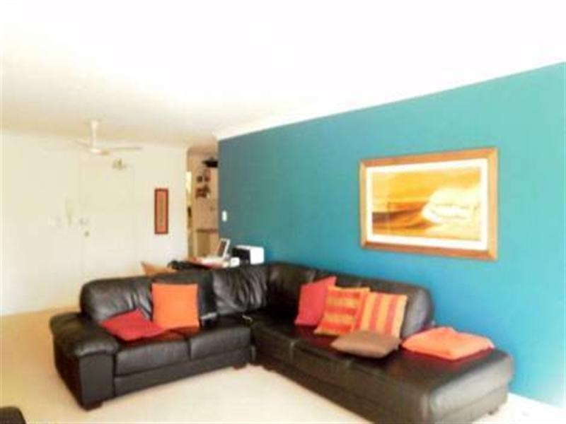 8/150 Surf Parade, Broadbeach QLD 4218