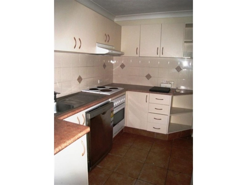 8/150 Surf Parade, Broadbeach QLD 4218