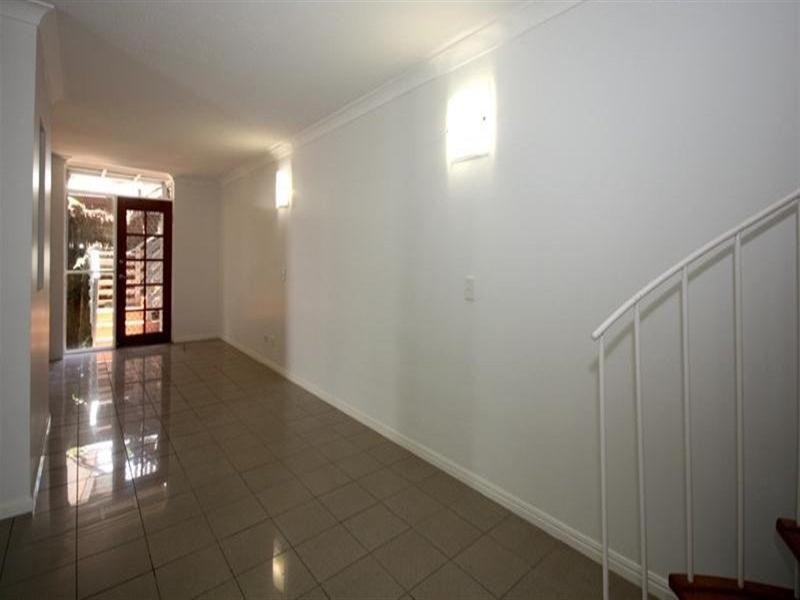 36 Woodgee Street, Currumbin QLD 4223