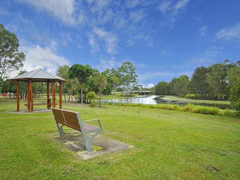 7 Coral Tree Court, Robina QLD 4226