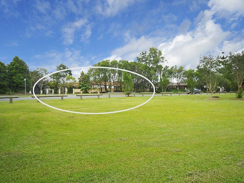 7 Coral Tree Court, Robina QLD 4226