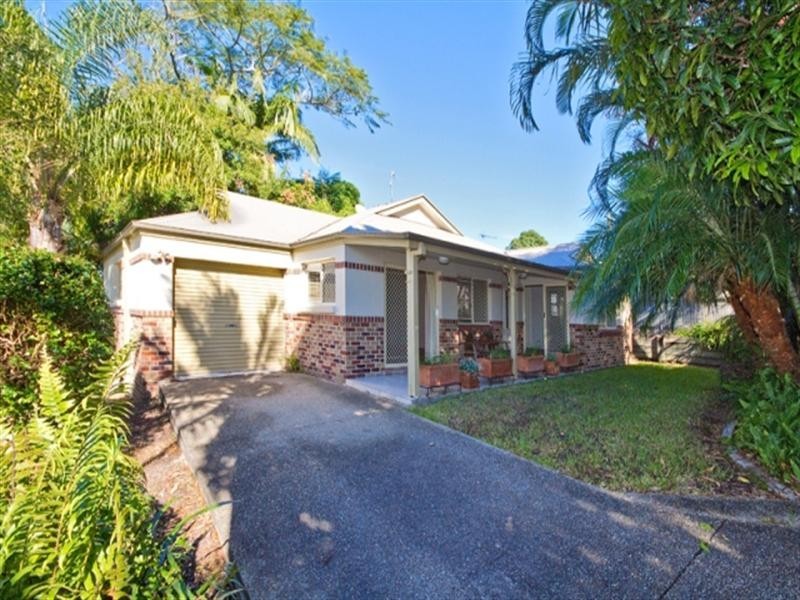 2/98 Johnston Street, Southport QLD 4215