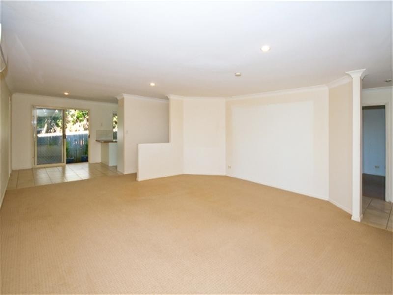 2/98 Johnston Street, Southport QLD 4215