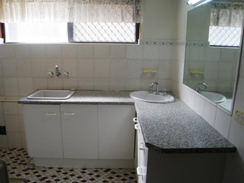 2/19 Seashell Avenue, Mermaid Beach QLD 4218