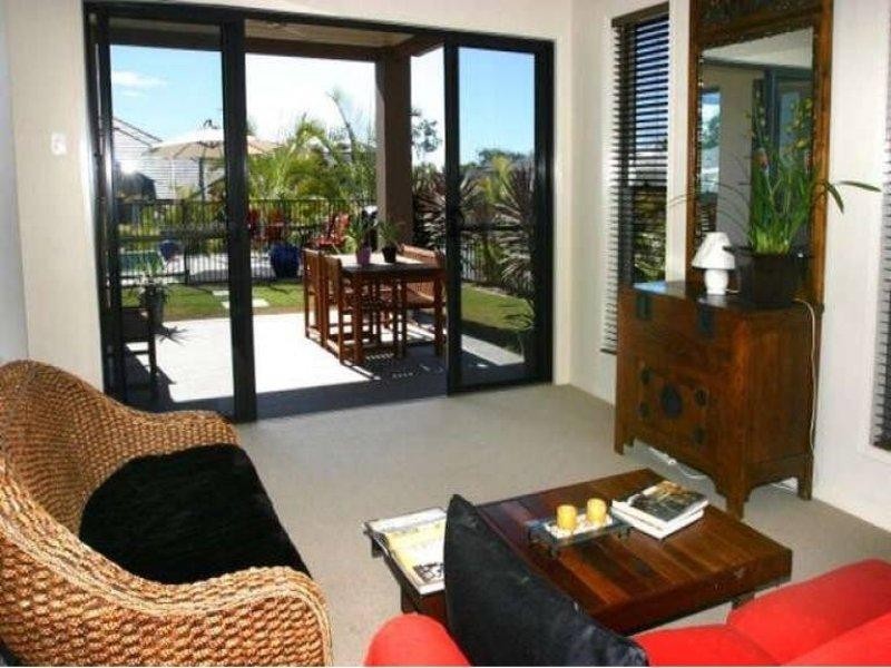 2 Auriga Court, Robina QLD 4226