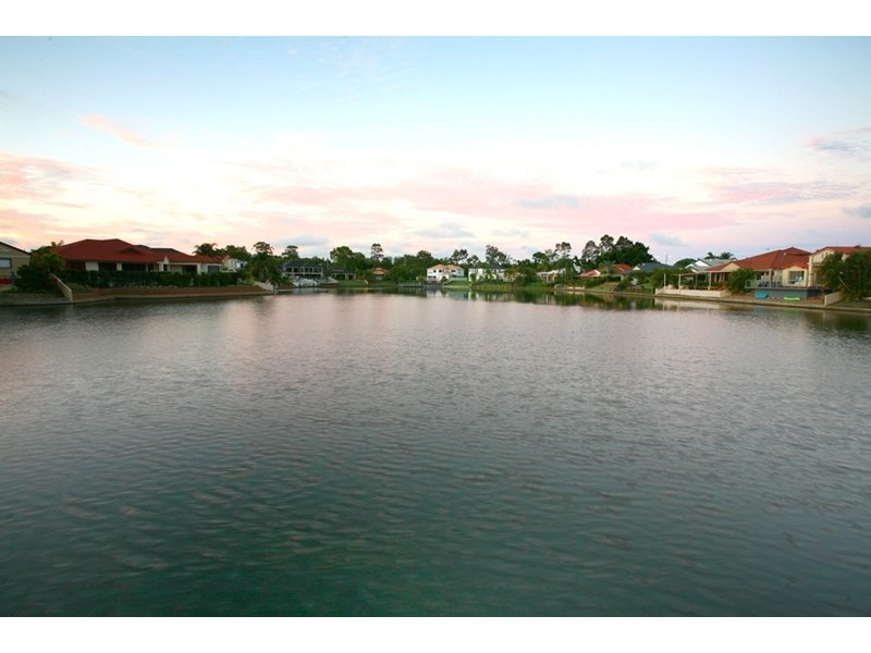 63/40 Cotlew Street East, Southport QLD 4215