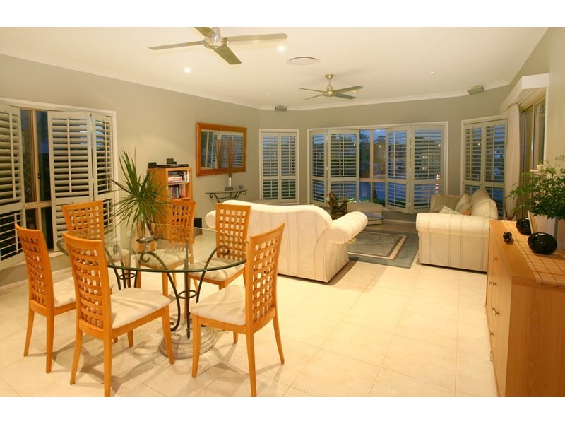 63/40 Cotlew Street East, Southport QLD 4215