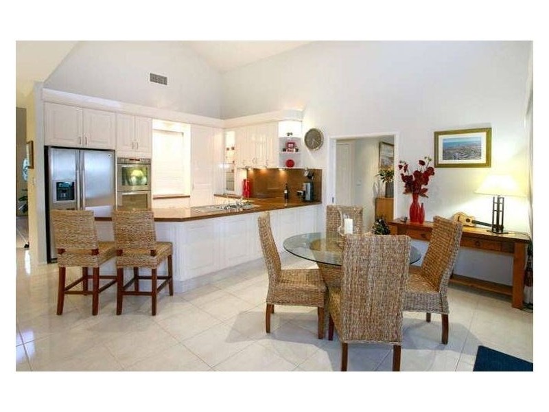 63/40 Cotlew Street East, Southport QLD 4215