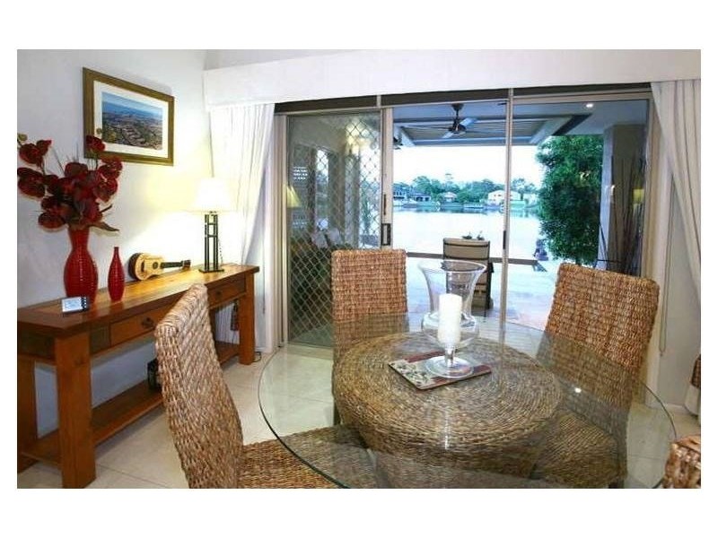 63/40 Cotlew Street East, Southport QLD 4215