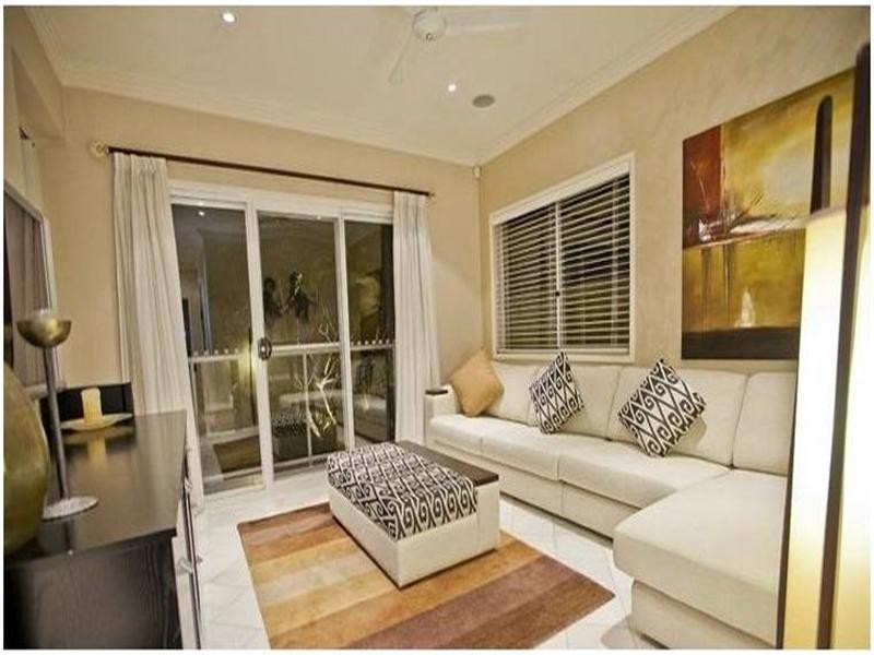 398 Benowa Road, Benowa Waters QLD 4217