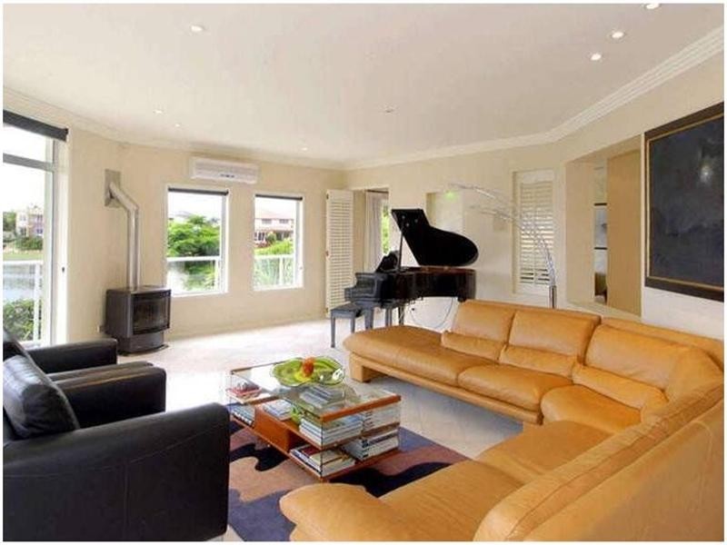 398 Benowa Road, Benowa Waters QLD 4217