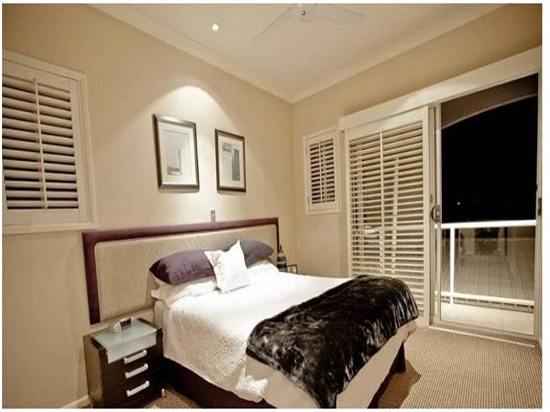 398 Benowa Road, Benowa Waters QLD 4217