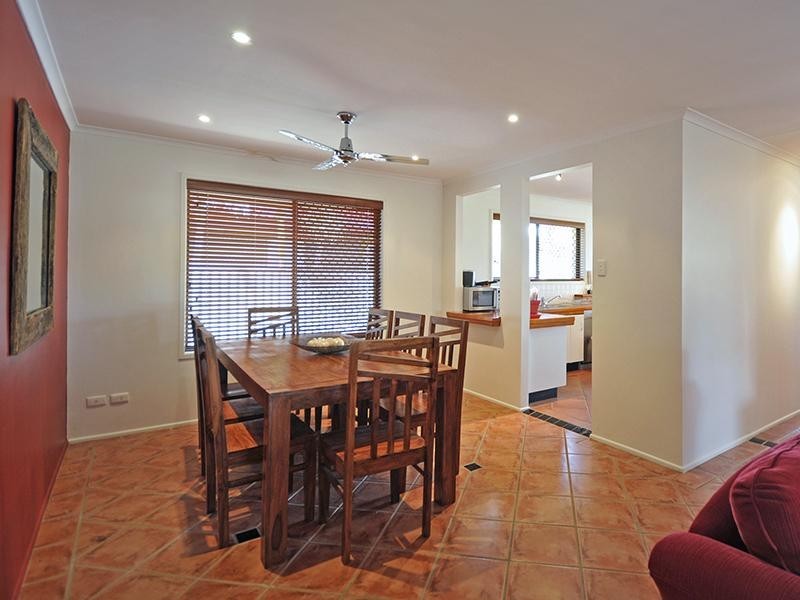 1 Avanti Street, Mermaid Waters QLD 4218