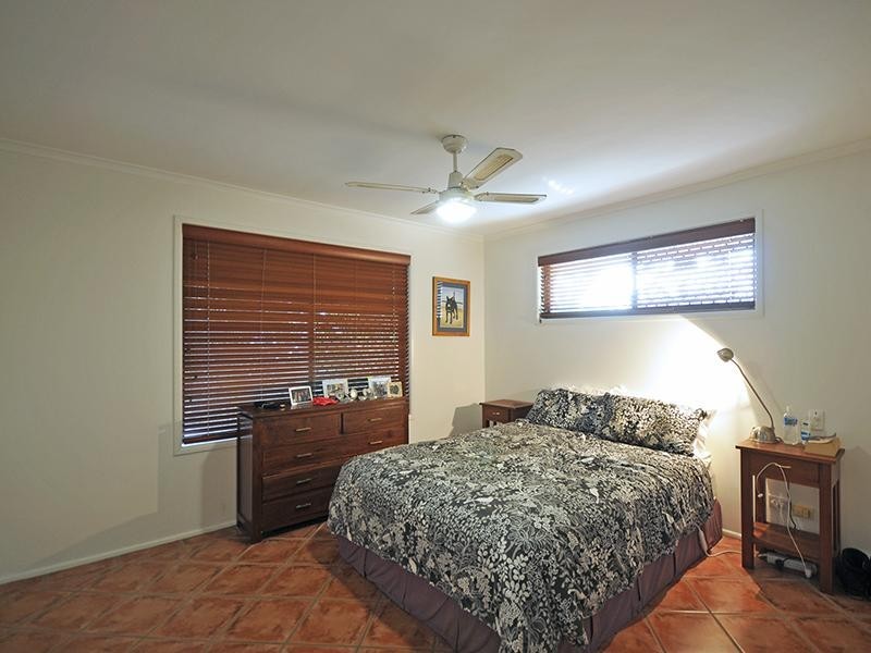 1 Avanti Street, Mermaid Waters QLD 4218