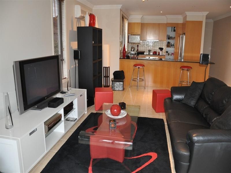 3/9 Rosewood Avenue, Broadbeach QLD 4218