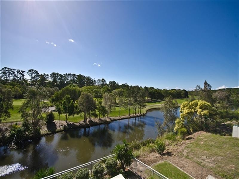 28 Lyra Court, Robina QLD 4226