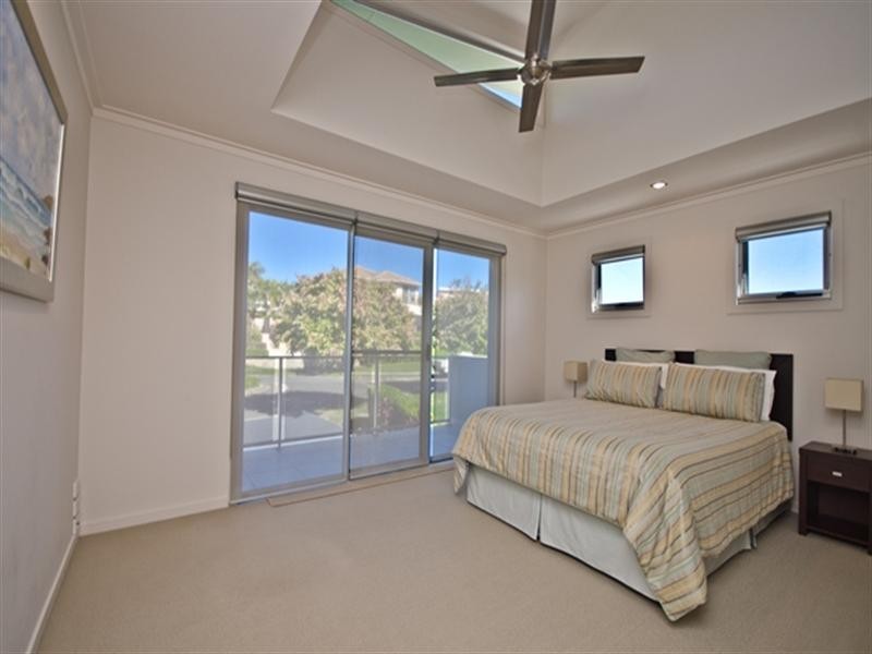 28 Lyra Court, Robina QLD 4226