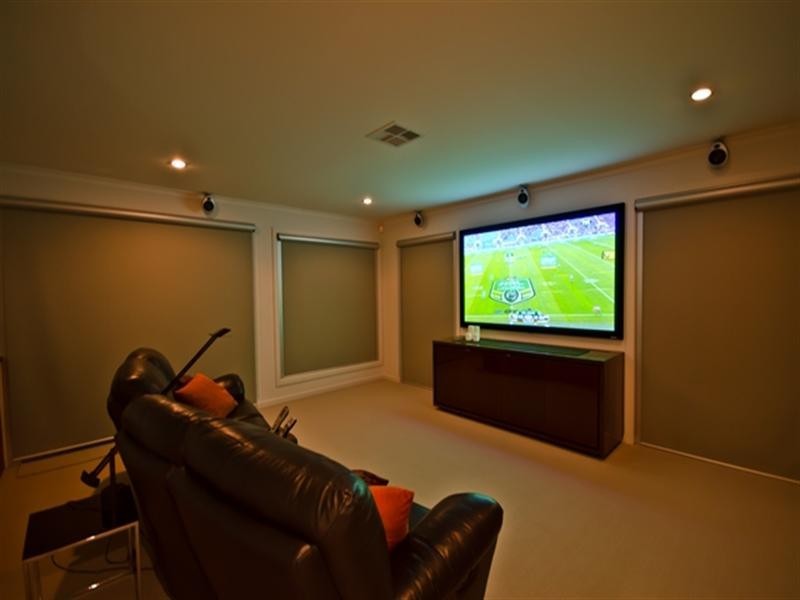 28 Lyra Court, Robina QLD 4226