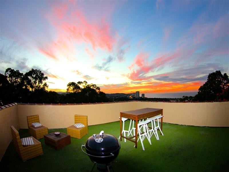 26 Ocean Grove, Currumbin QLD 4223