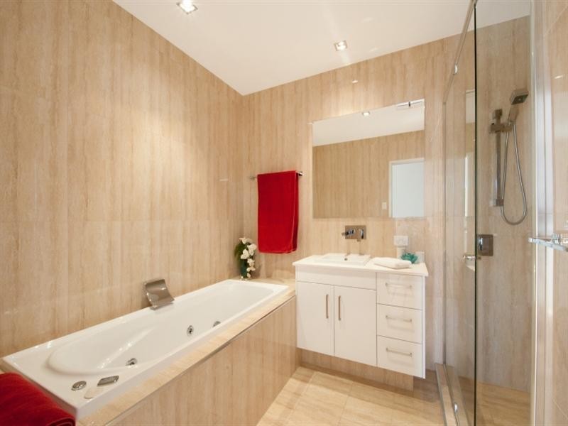 1/43 Avanti, Mermaid Beach QLD 4218