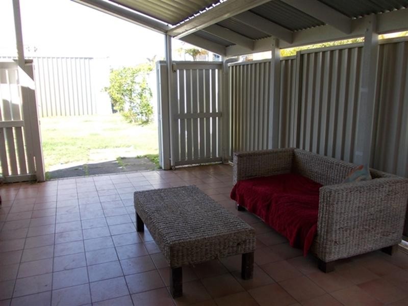 38 Fifth Avenue, Palm Beach QLD 4221