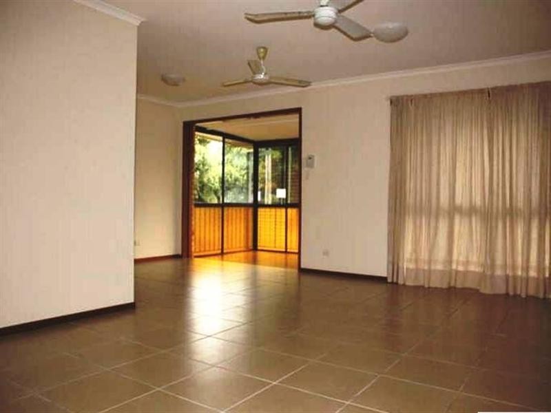 48 Karina Crescent, Broadbeach Waters QLD 4218