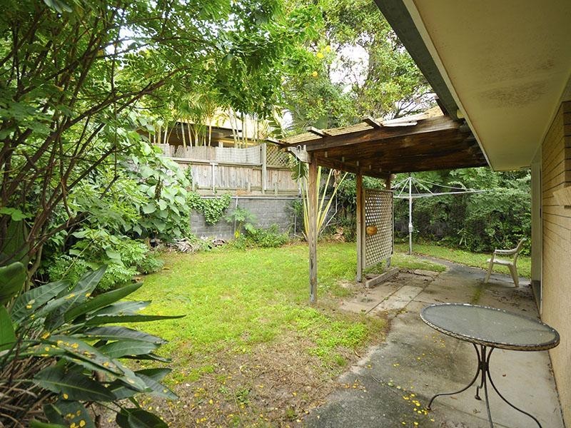 29 Dolphin Avenue, Mermaid Beach QLD 4218