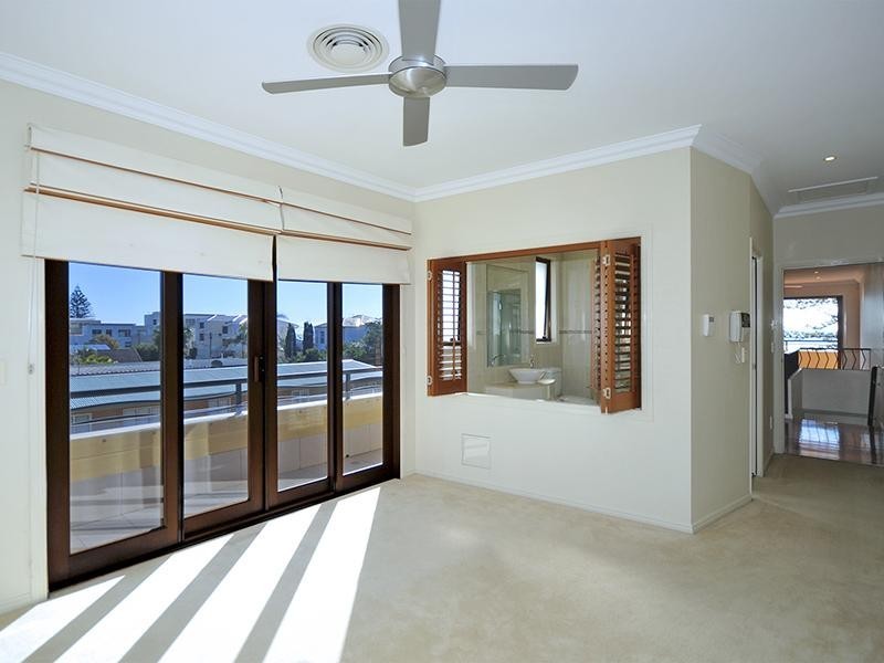 2/26 Jefferson Lane, Palm Beach QLD 4221