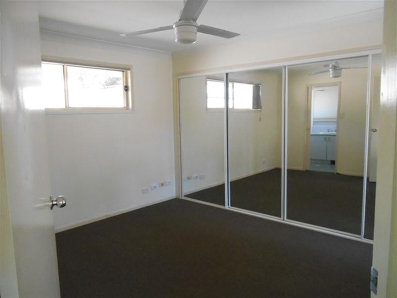 124 Henry Cotton Drive, Arundel QLD 4214