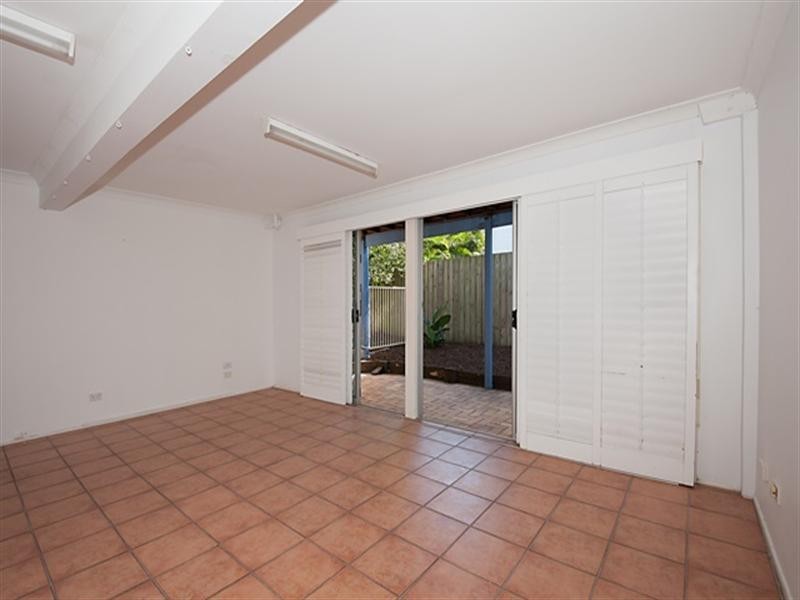 94 Albatross Avenue, Mermaid Beach QLD 4218