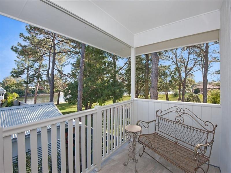 45 Allambi Avenue, Broadbeach Waters QLD 4218