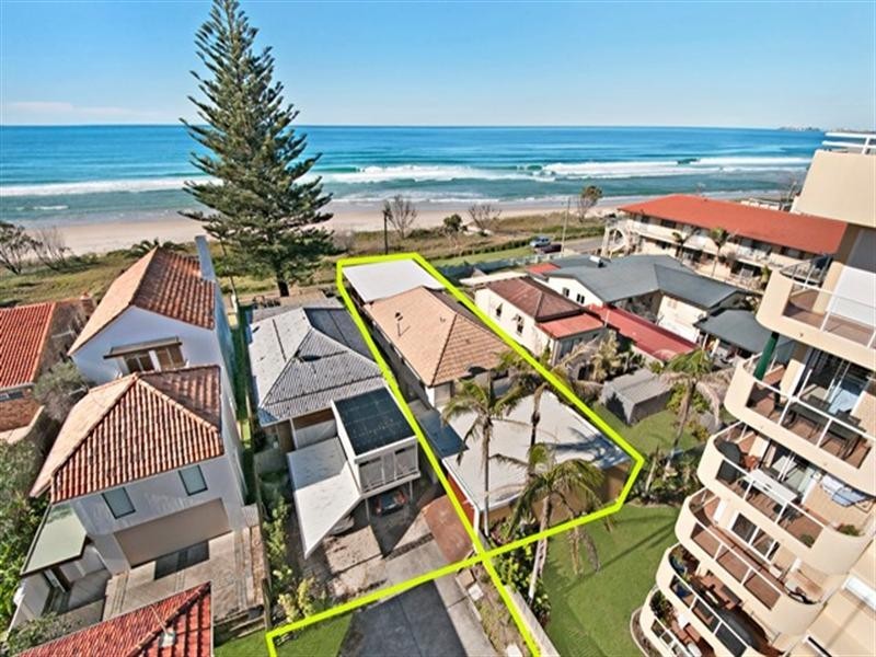476 The Esplanade, Palm Beach QLD 4221