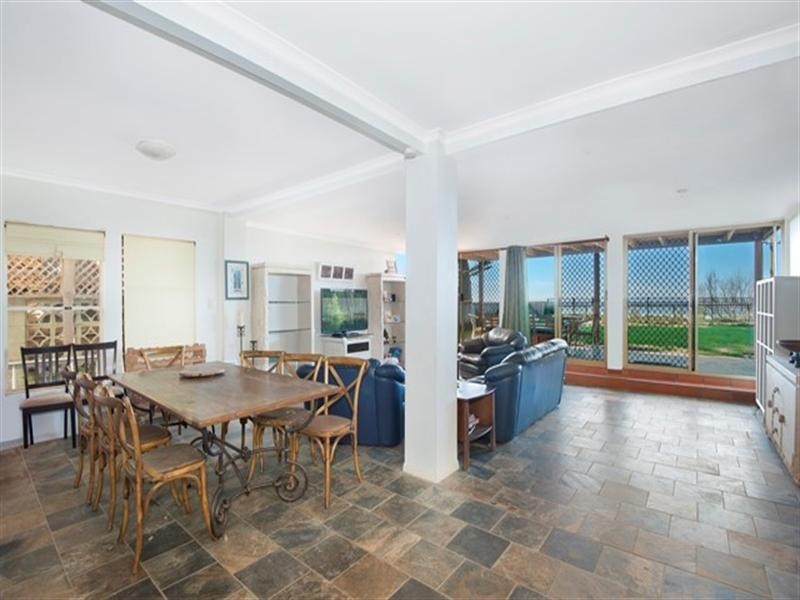 476 The Esplanade, Palm Beach QLD 4221