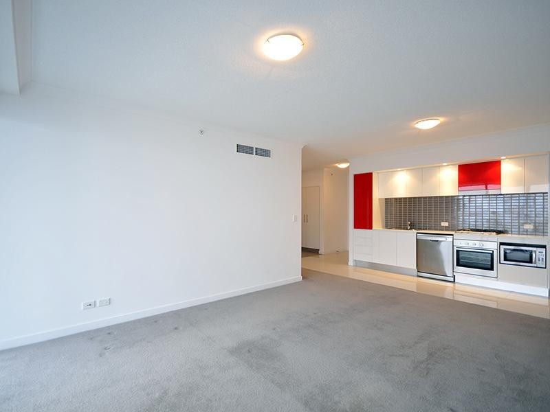 Unit 32209 9 Lawson Street, Southport QLD 4215