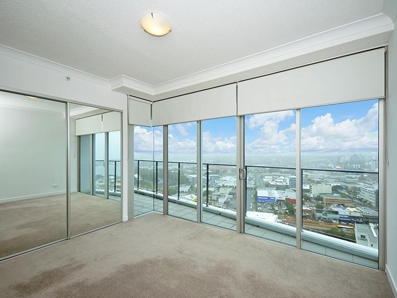 Unit 32209 9 Lawson Street, Southport QLD 4215