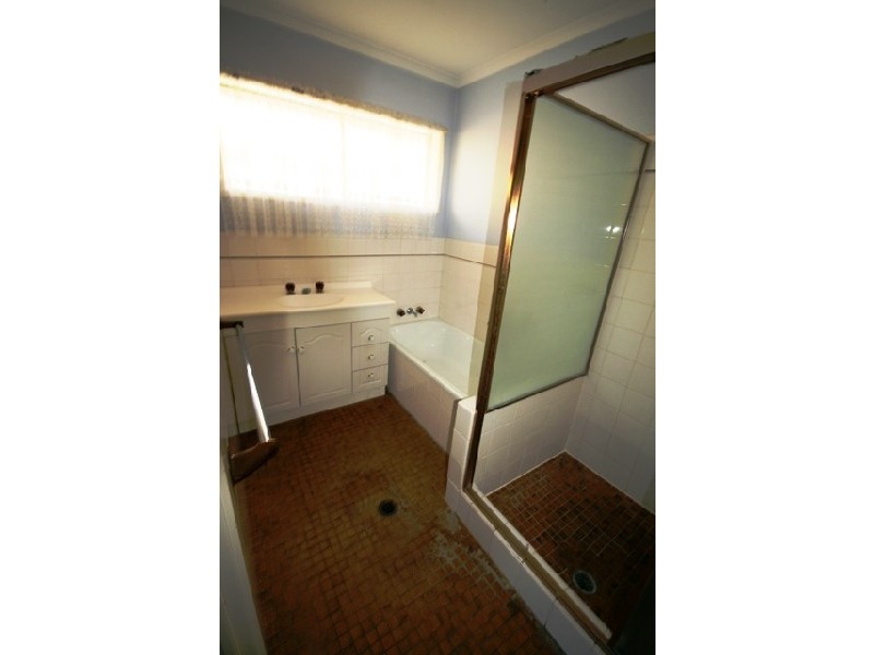 89 Chainey Avenue, Miami QLD 4220