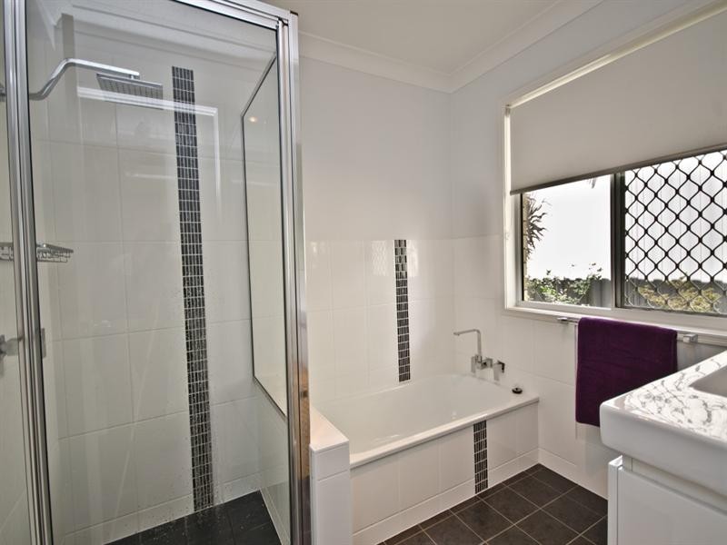 52 Parkwood Boulevard, Parkwood QLD 4214