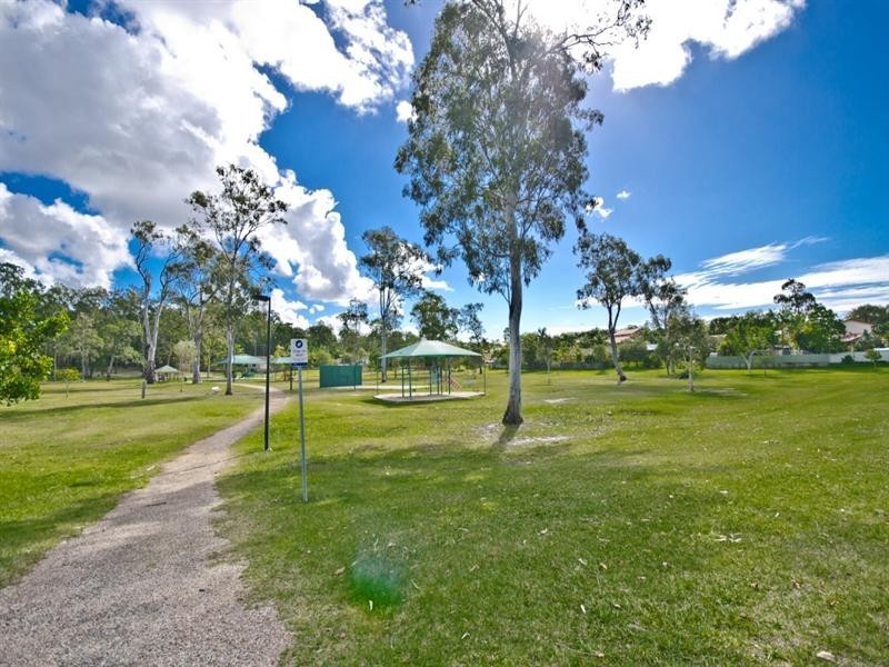 52 Parkwood Boulevard, Parkwood QLD 4214