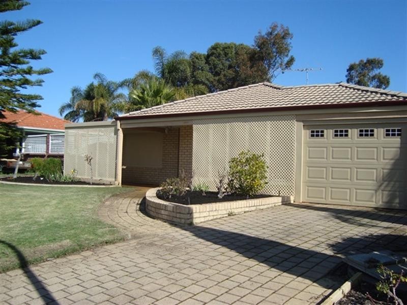 25 Stratton Boulevard, Stratton WA 6056