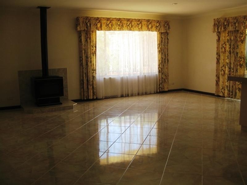 47 Lewis Jones Cross, Stratton WA 6056