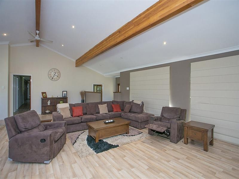 8 Clovelly Court, Maida Vale WA 6057