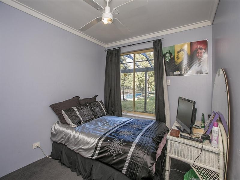 8 Clovelly Court, Maida Vale WA 6057