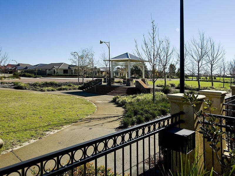 21 Waite Ridge, Aveley WA 6069