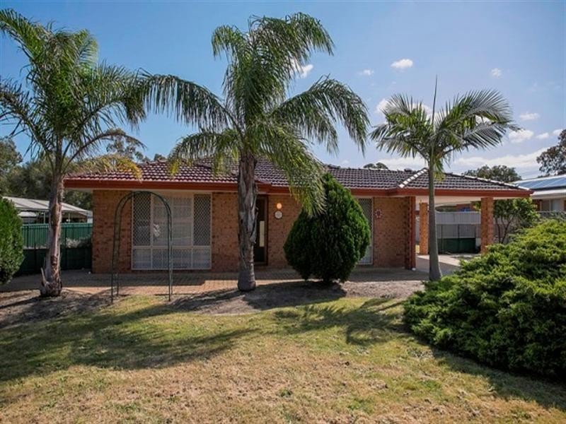 3 Bucknell Place, Swan View WA 6056