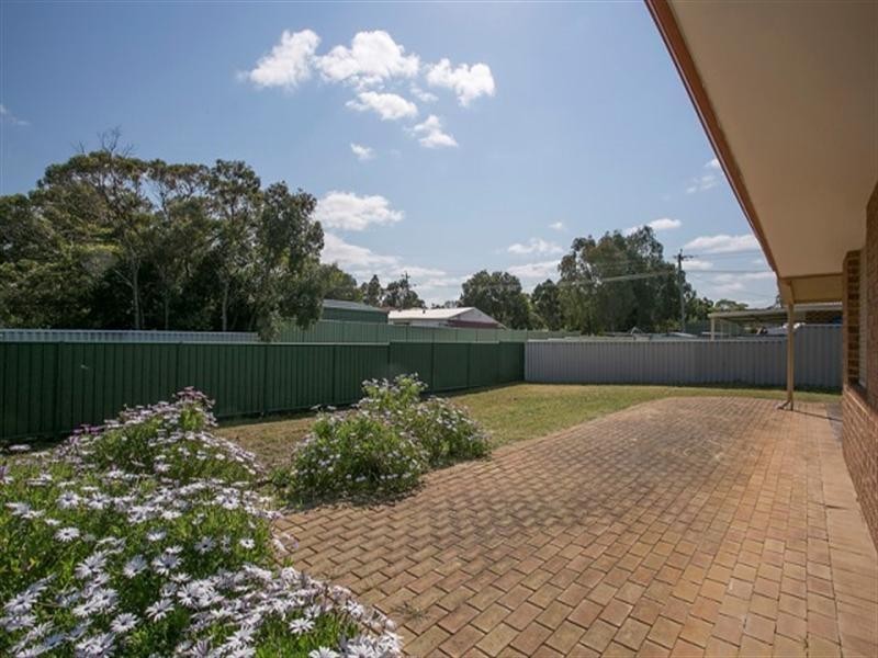 3 Bucknell Place, Swan View WA 6056