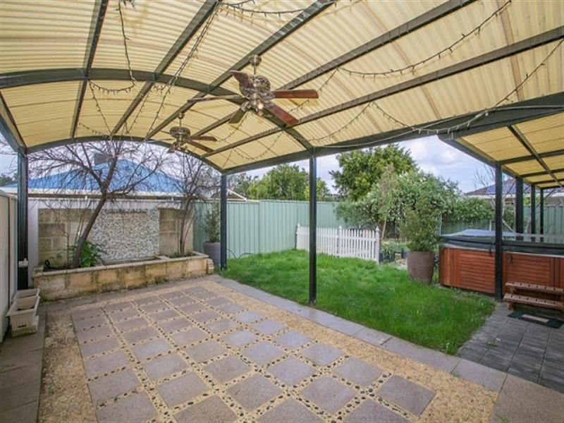 4 Laurina Way, Jane Brook WA 6056