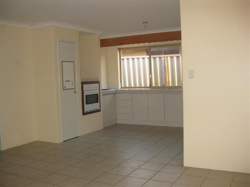 4 Guernsey Court, Stratton WA 6056