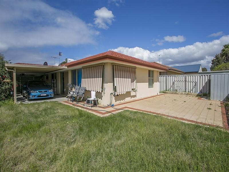 4 Guernsey Court, Stratton WA 6056