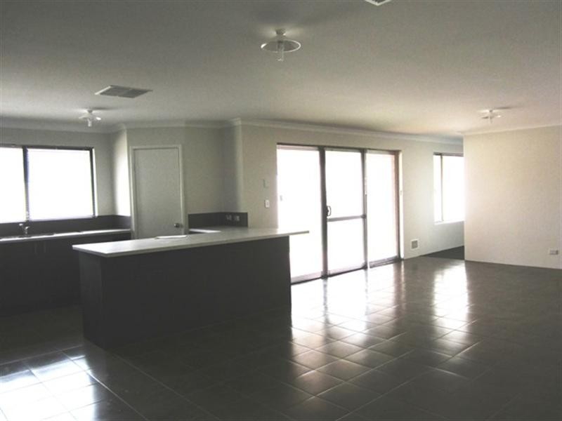 1A Jarril Place, Koongamia WA 6056